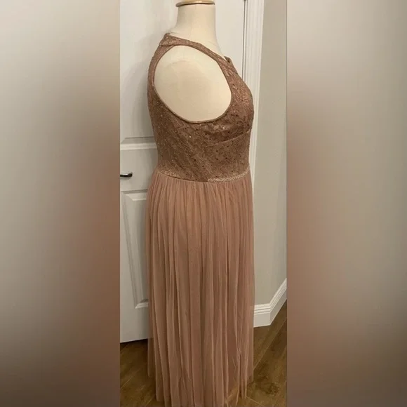 Plus Dress 🩷🤎 - Picture 2 of 11